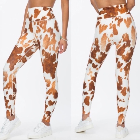 WeWoreWhat Active High Waist Legging Cowhide - Picture 14 of 15